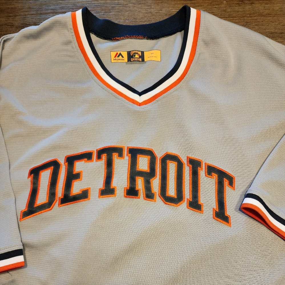 BIG & TALL Detroit Tigers Jersey. 4xl Majestic brand